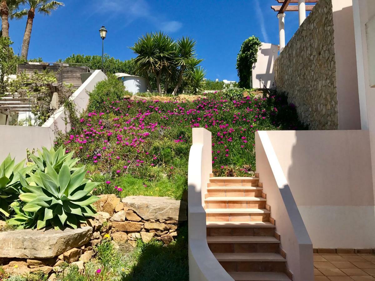 Lovely Burgau Villa Just 3 Mins Walk From Beach Budens Exterior photo
