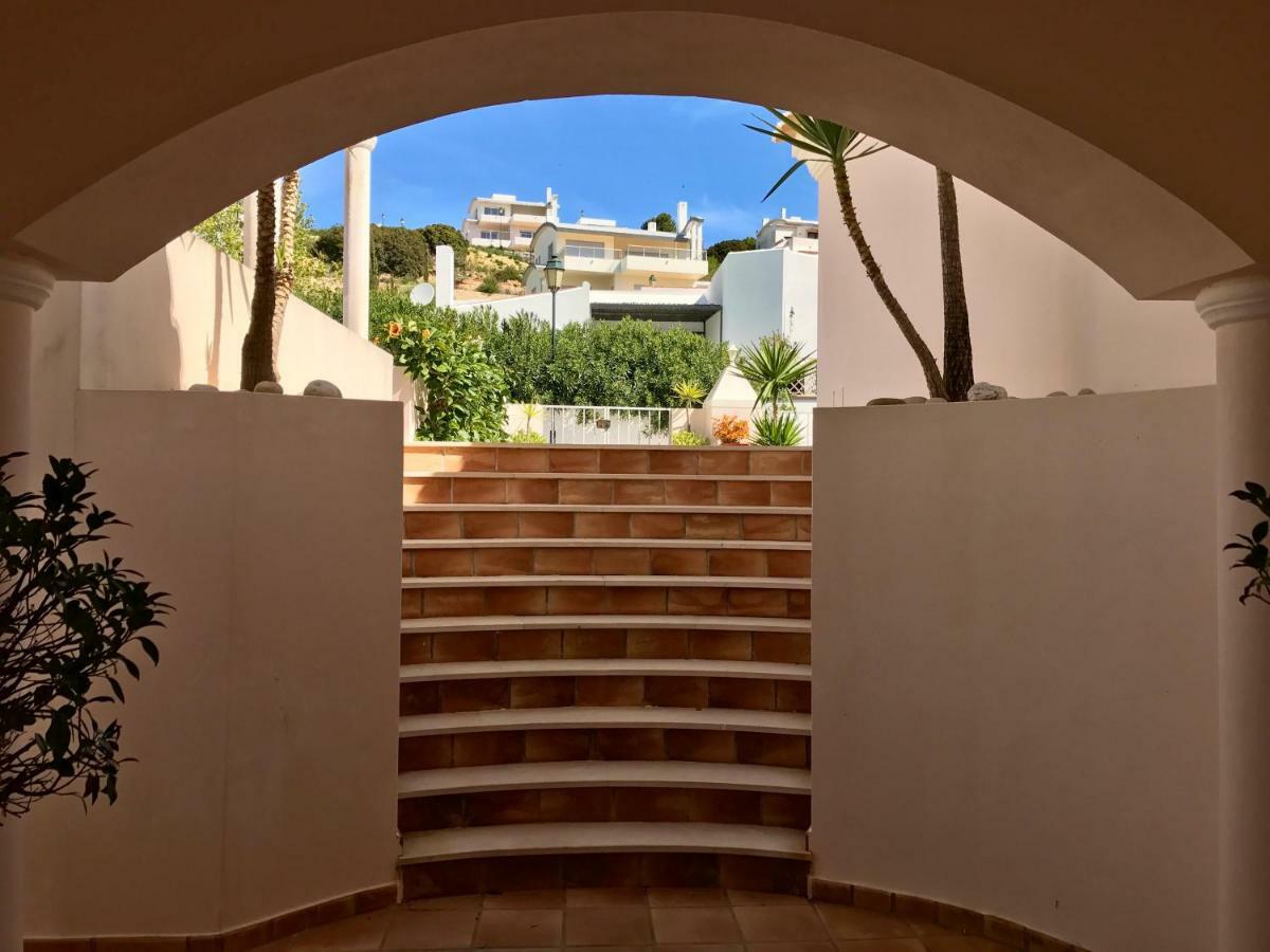 Lovely Burgau Villa Just 3 Mins Walk From Beach Budens Exterior photo